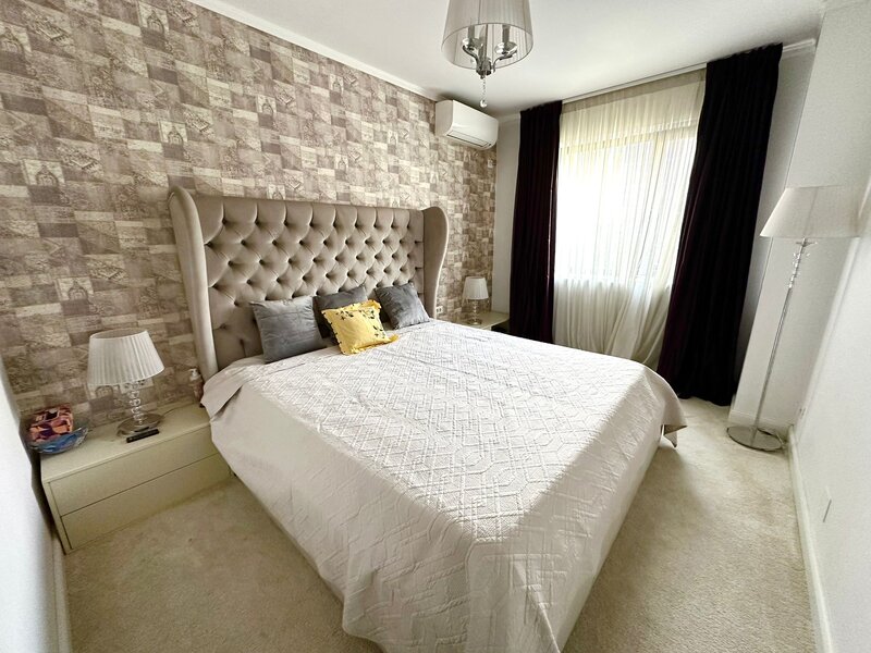 Baneasa- Greenfield, Parter cu Gradina 80mp, Mobilat/ Utilat, Parcare